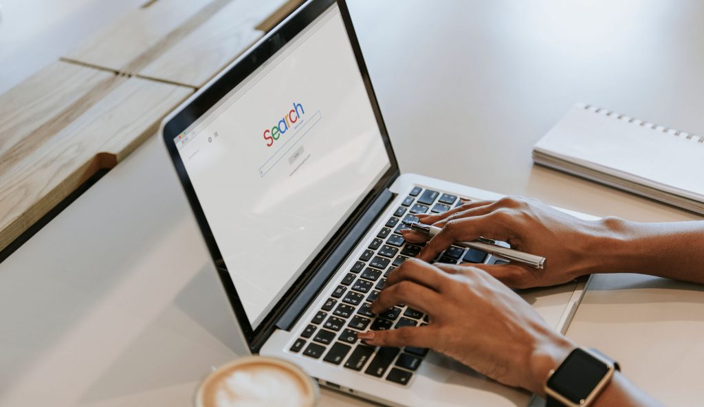sokmotoroptimering dator google